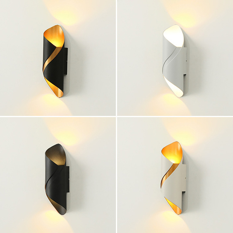 Interior Design Years - Applique Murale LED Imperméable au Design