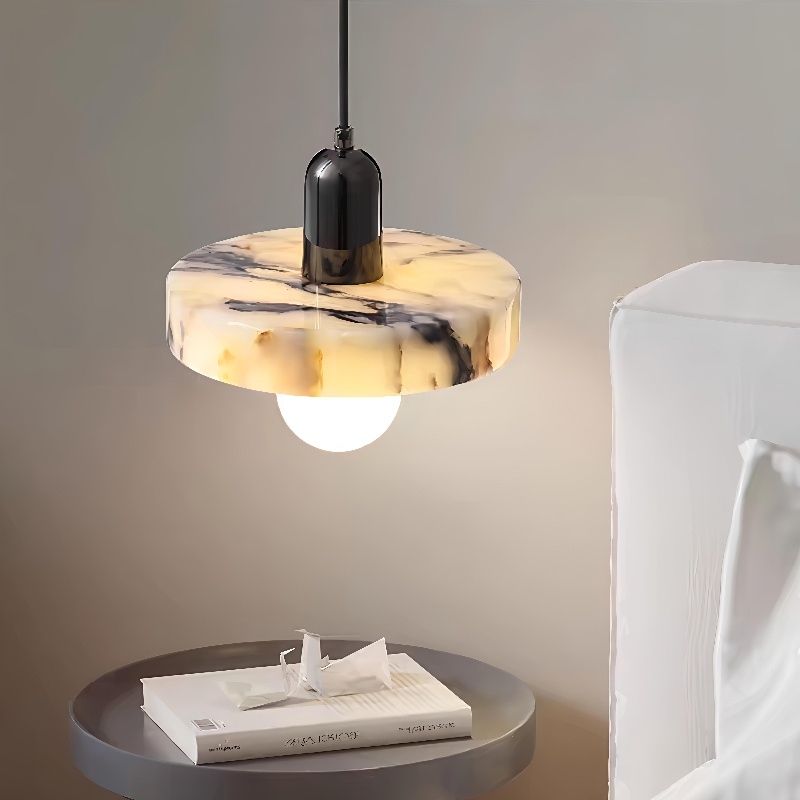Interior Design Years - Lampe LED suspendue en marbre naturel