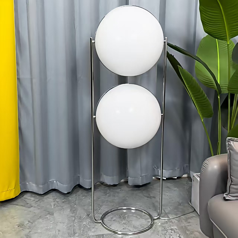 Interior Design Years - Lampe sur pied de style nordique