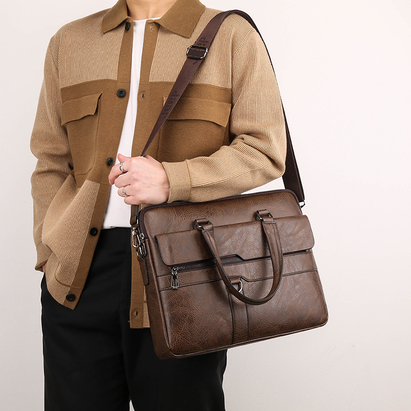 Sac à main pour homme en cuir  - Interior Design Documentation avis et prix